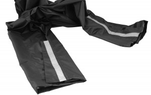 Photo showing reflective stripe on Solo Storm Pants on white background